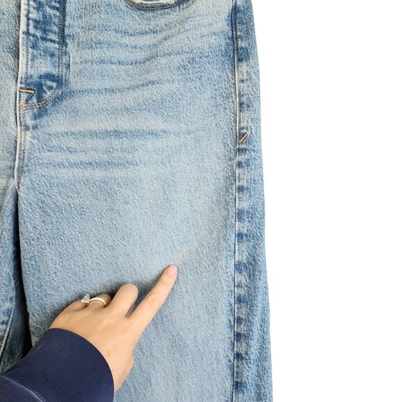 Good American Light Blue Straight Leg Jeans - Picture 4 of 15